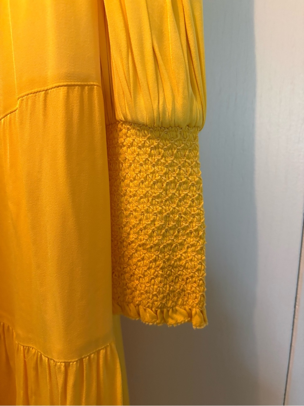 Alice + Olivia Yellow Tiered Mini Dress with Smocked Neck - Picture 4 of 4
